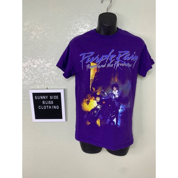 Prince Tops - Purple Rain Prince and the Revolution Graphic Tee Size Small